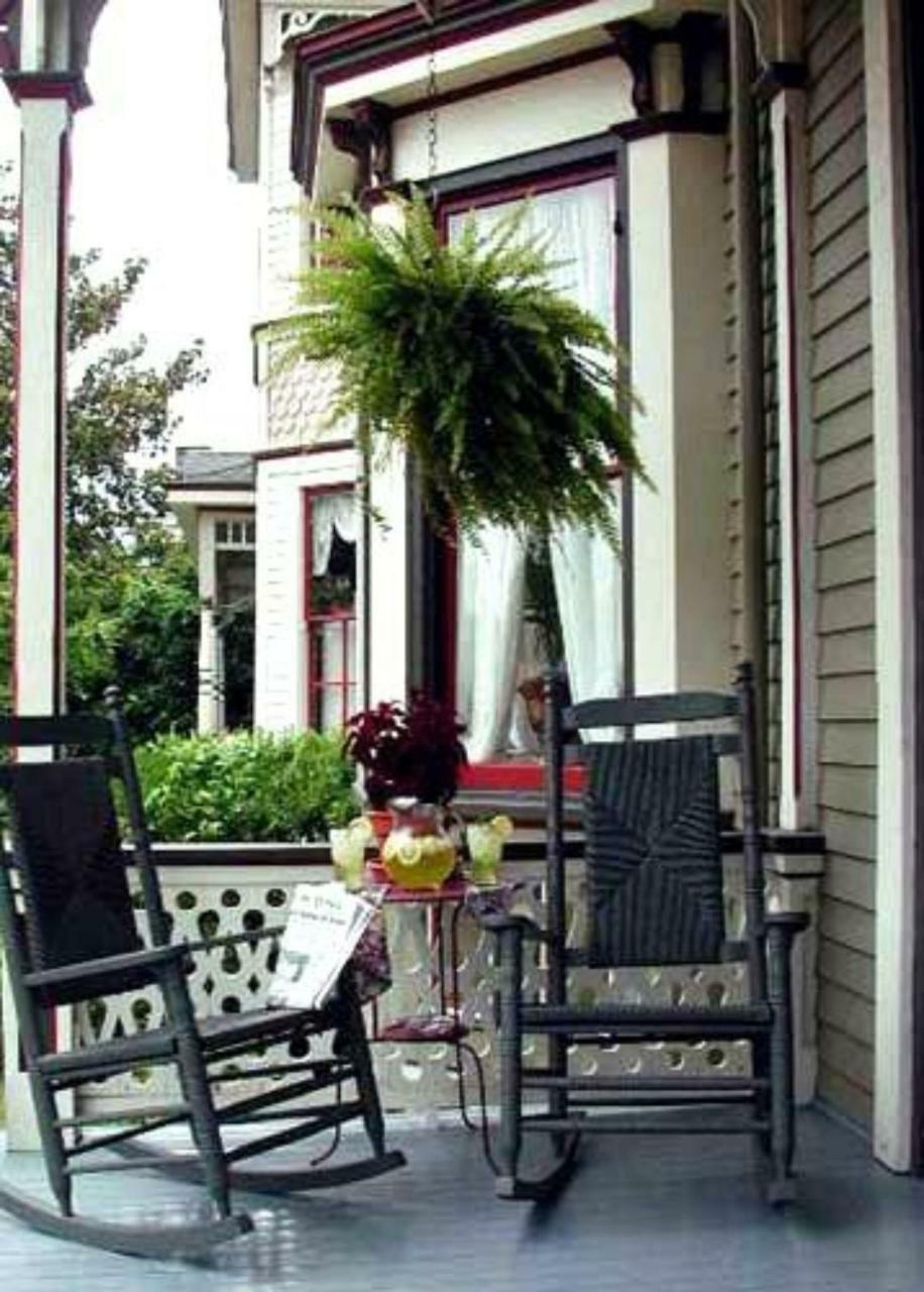 Bed and Breakfast 1888 Wensel House Натчез Удобства фото